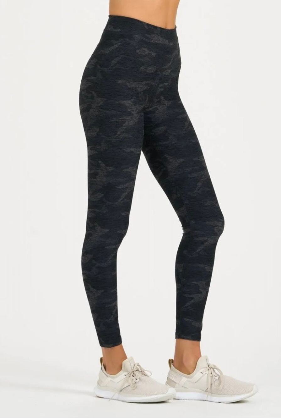 Vuori Clean Elevation Camo Leggings